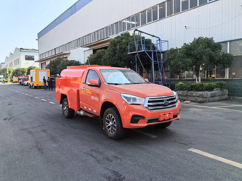 五十鈴單排灑水車（細水霧泵）