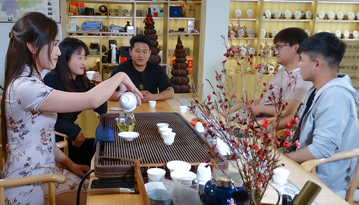 葉片情普洱生茶廠家普洱茶生茶熟茶區別